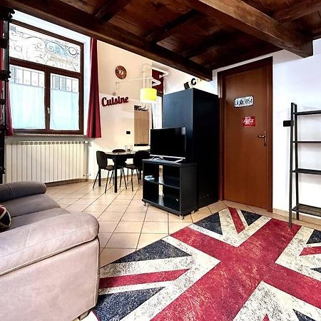 شقة Grazioso Loft A 5 Minuti Dal Centro Di Torino المظهر الخارجي الصورة